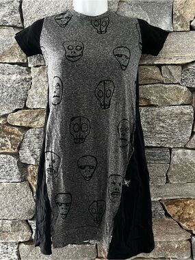 nununu Gray & Black Skull Panel Dress